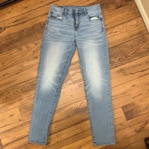 🚨AE Jeans🚨